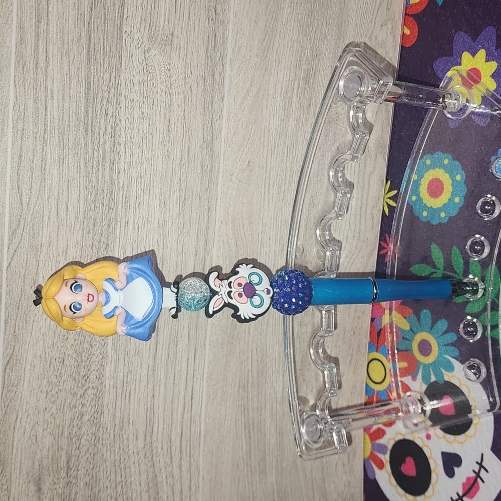 Alice in Wonderland Pen